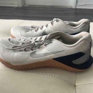 Nike womens metcons